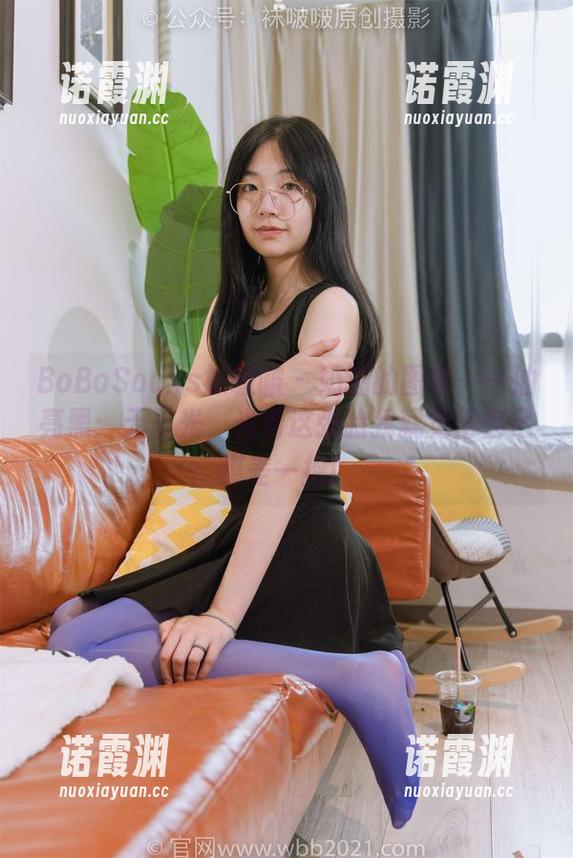 BoBoSocks袜啵啵-奶油 BoBoSocks袜啵啵 - 奶油的图集——油亮黑:无圣光,光看这张脸我就觉得自己棋差一招!