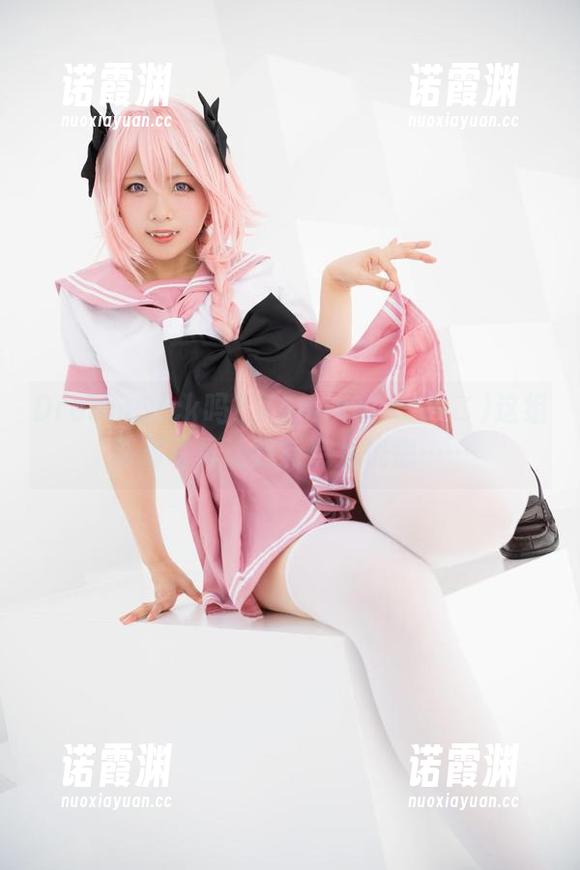 DreamSick吗？Tomiko(とみこ)这组高清写真让我有点儿恍惚……