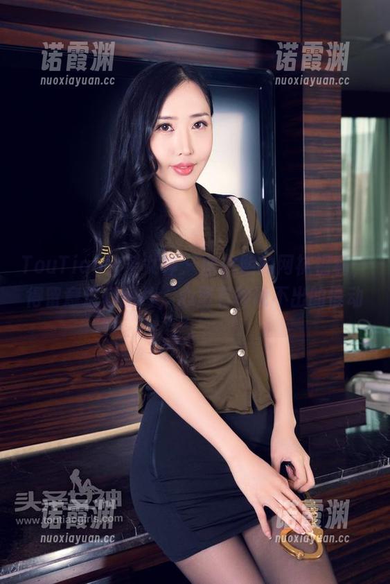 TouTiao头条女神-曲佑熙 TouTiao头条女神 - 曲佑熙的网袜福利,得留意这套图片,心里有种说不出的悸动。