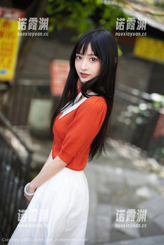 Xiuren秀人网-兜豆靓Youlina Xiuren秀人网 - 兜豆靓Youlina在黑色照片里可是下了功夫,细节真看得人眼花缭乱,我不情愿停下来。