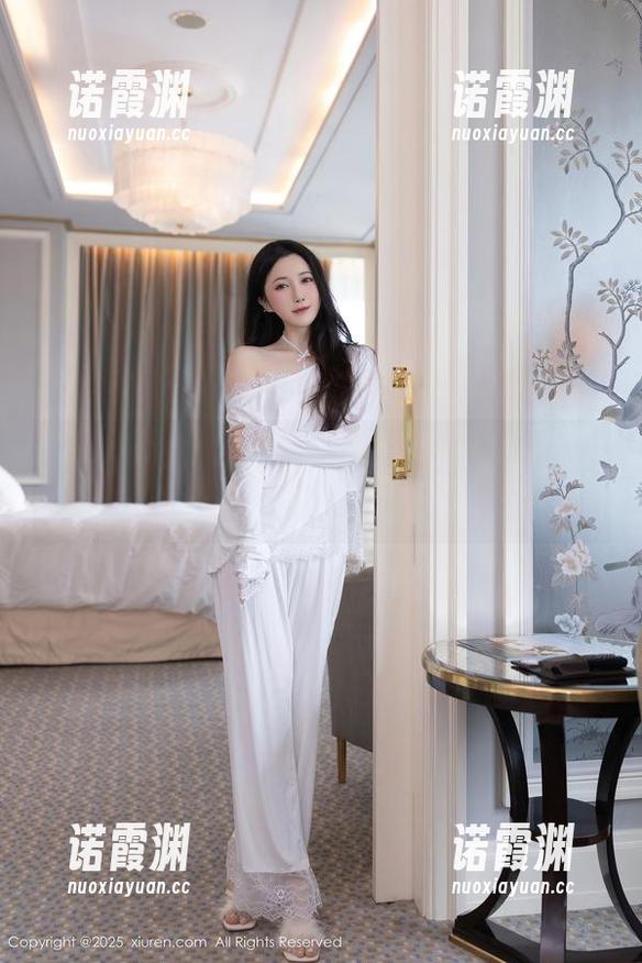 Xiuren秀人网-双笙Alina Xiuren秀人网 - 双笙Alina的新冒险:水手服的故事,快来下载吧!