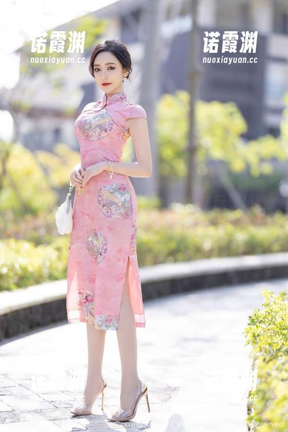 Xiuren秀人网 - 当奶芙乔乔来玩，精选了你的少女梦美图哦！