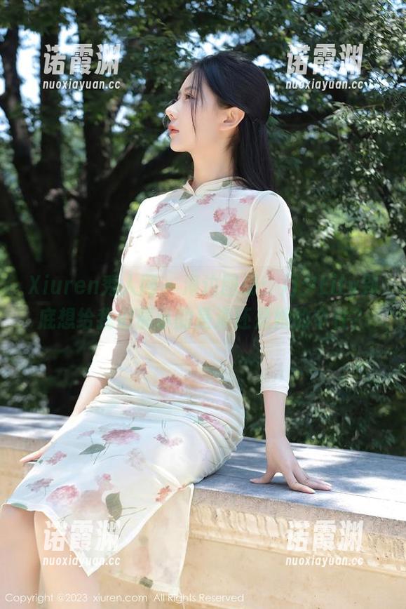 Xiuren秀人网-月夕Lily Xiuren秀人网 - 海边图册:月夕Lily到底想给我们展示的是海还是她的个性?