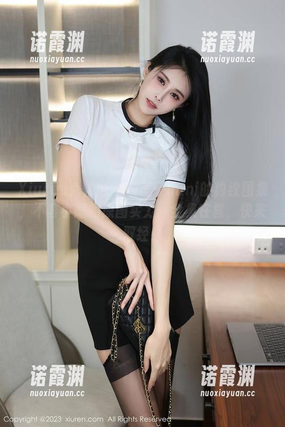 Xiuren秀人网 - 糯美子mini的豹纹图集，不容小觑的原图实力，全集在售，快来取经！