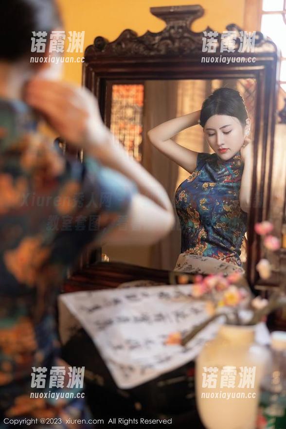 Xiuren秀人网-邹晶晶女王 Xiuren秀人网 - “邹晶晶女王”的最新教室套图,看看谁能把心思藏住