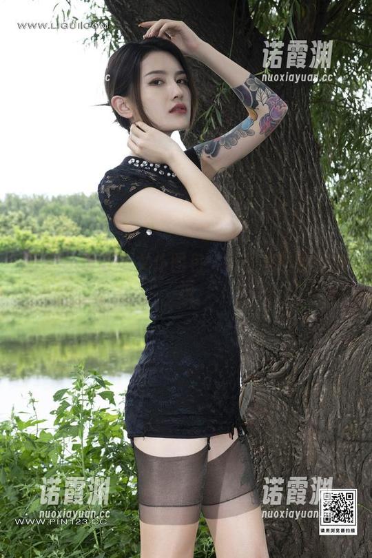 丽柜-黄芬 丽柜 - 黄芬的女仆图包:无圣光的甜蜜挑逗