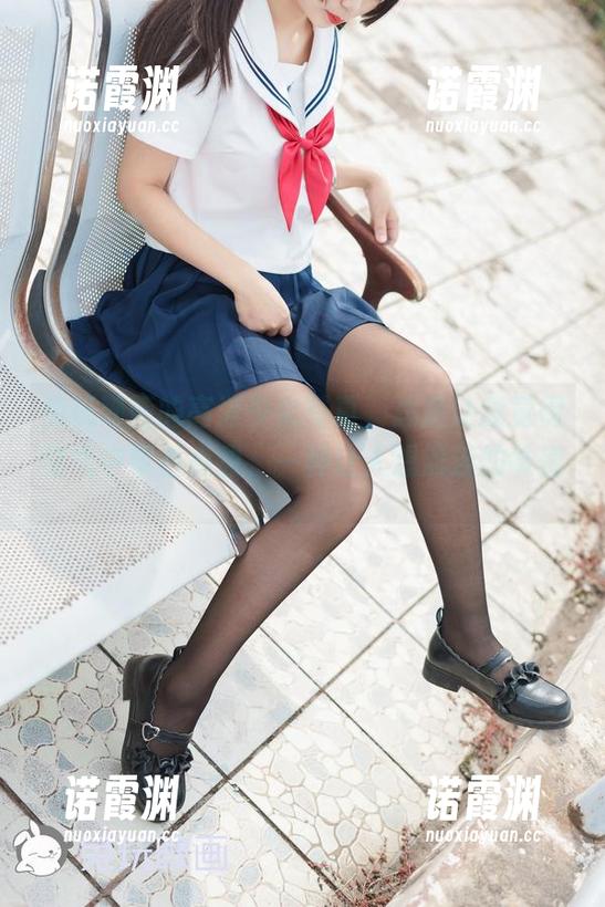 兔玩映画的高清少女写真，总是让我觉得空气中带着点甜，一种让人想流连的味道。