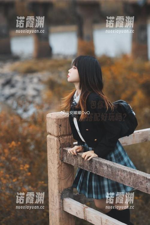 安曜曜 安曜曜的最新和服资源,包你眼前一亮,光泽感满满的,饰品搭配好玩吗?