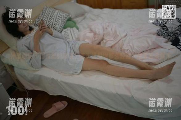 异思趣向-诗琪 异思趣向 - 图片里的诗琪:连衣裙显得那么轻盈,恍若云朵飘来。