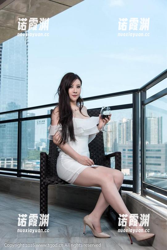 推女神-汪佩妮 推女神 - 汪佩妮的睡衣,谁能不想把这完美的作品收入囊中,赶快下载吧!