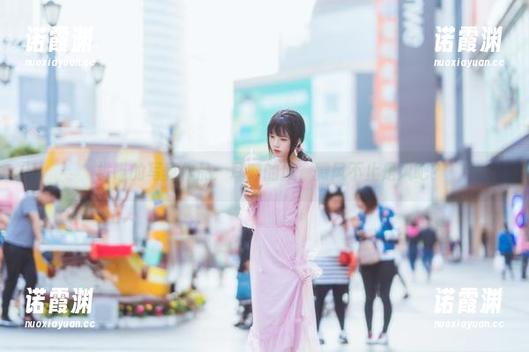 桜桃喵 桜桃喵的写真作品:耳畔的风,微风不止是风吧?