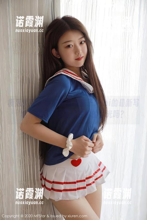 模范学院 - 牛仔裤与糯美子Mini的最新写真，就问你能隐藏住你的目光吗？