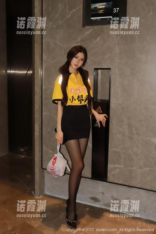 秀人网-安然 秀人网 - 镂空透视下的安然,写真竟是如此放肆