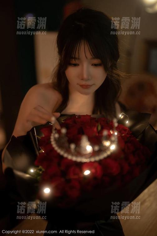秀人网 - 小蛮腰lvy的修女情怀：今天有啥新资源拿来“祷告”？