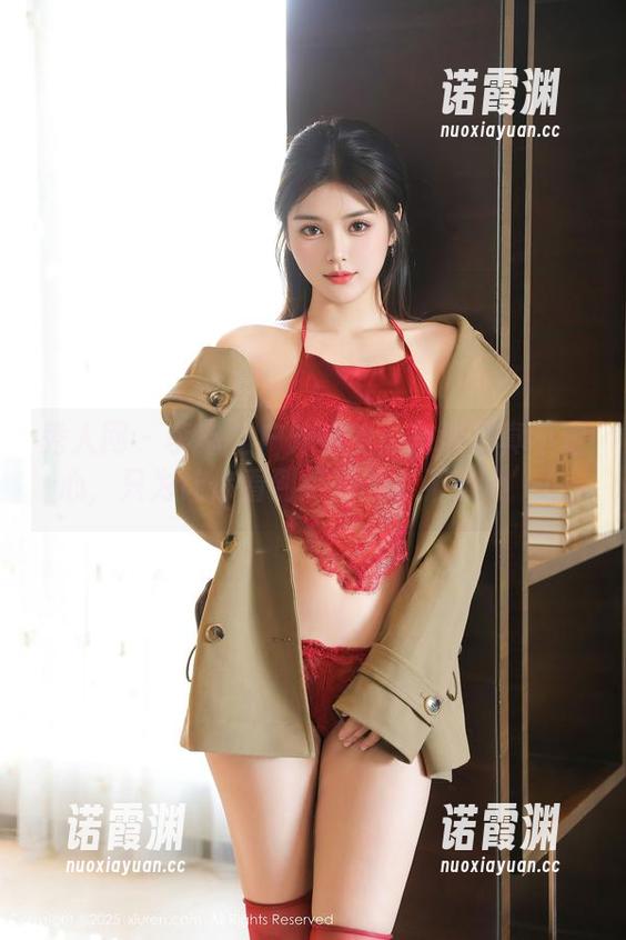 秀人网-李宓儿 秀人网 - 李宓儿户外特辑:高清写真不走心,只为让你看到绝妙的‘不小心’!