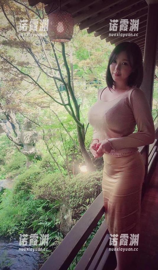 童小芯 微密圈 - 童小芯在线:这校园长得真不错,作品也挺有意思的。