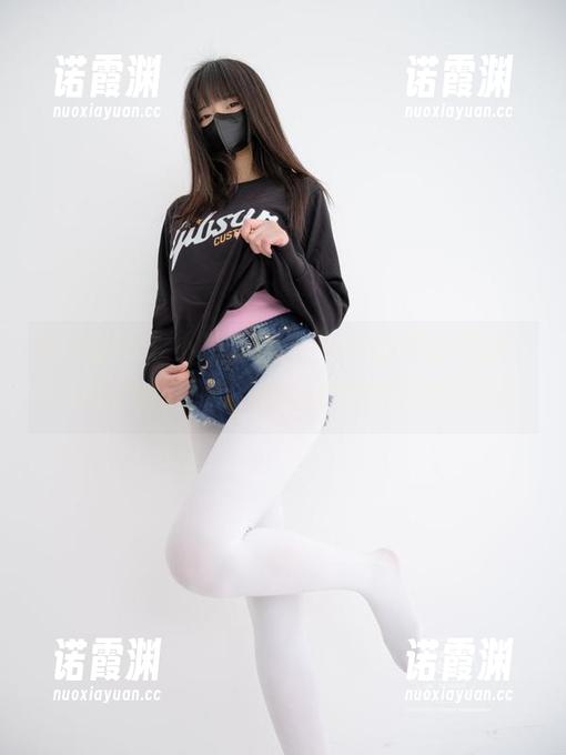 紧急企划 - 小恩的黑丝JK合集再度更新，很佩服她的勇气，谁敢像她这样穿出门？