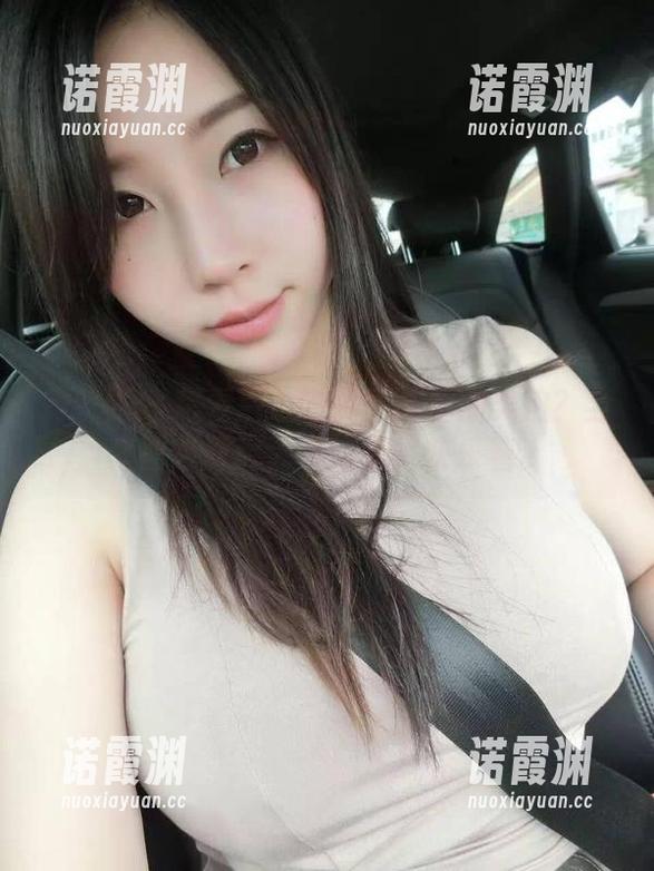 紫色哒豚豚 微密圈 - 想看紫色哒豚豚的早期美拍?全套图包送你,一路痛并快乐着。