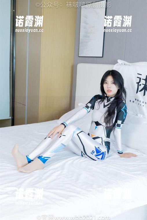 袜啵啵 - 福利行走，贝壳头板鞋与果冻图包乐趣开启！