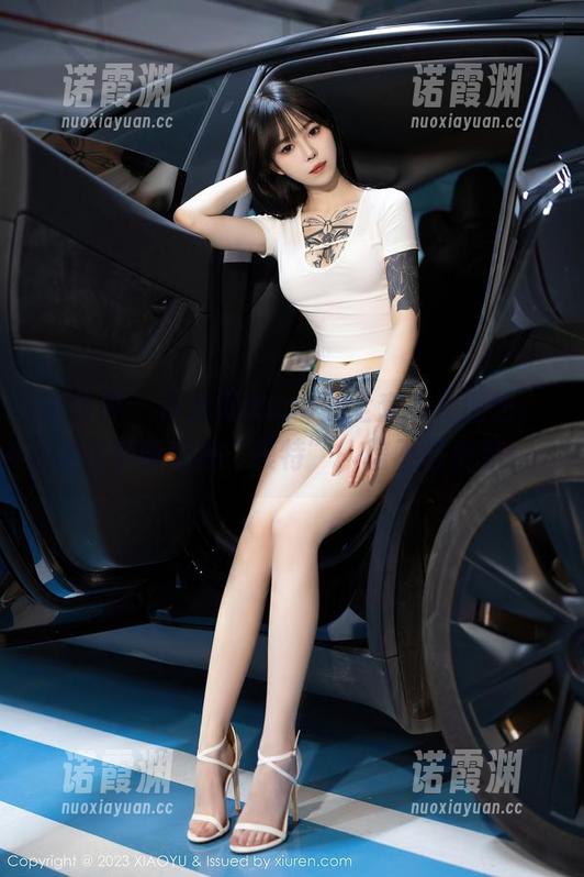 语画界-小海臀Rena 语画界 - 小海臀Rena的全套美足图包,走路都能变成“模特”,信不信由你!